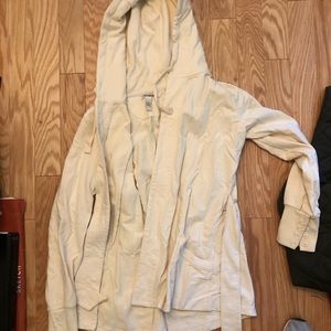 Women’s lucky brand sweater